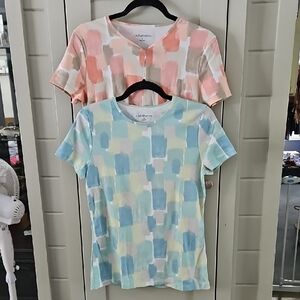 Croft & Barrow Pair Of Pastel Pattern Tees In Coral/turquiose Sz.small Ptp 19